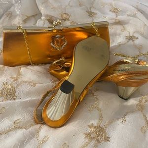 Italian matching shoes and purse, size 37